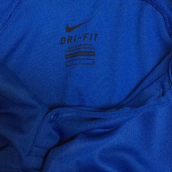 🎯Nike Dri-Fit Shirt (Adult)🎯 - Picture 8 of 9